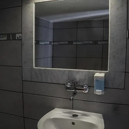 Zale 1 Apartamento *